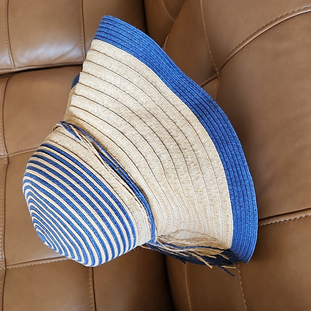 Panama Jack 100% Paper Blue and Tan Wide Brim Sun Hat - Picture 9 of 13